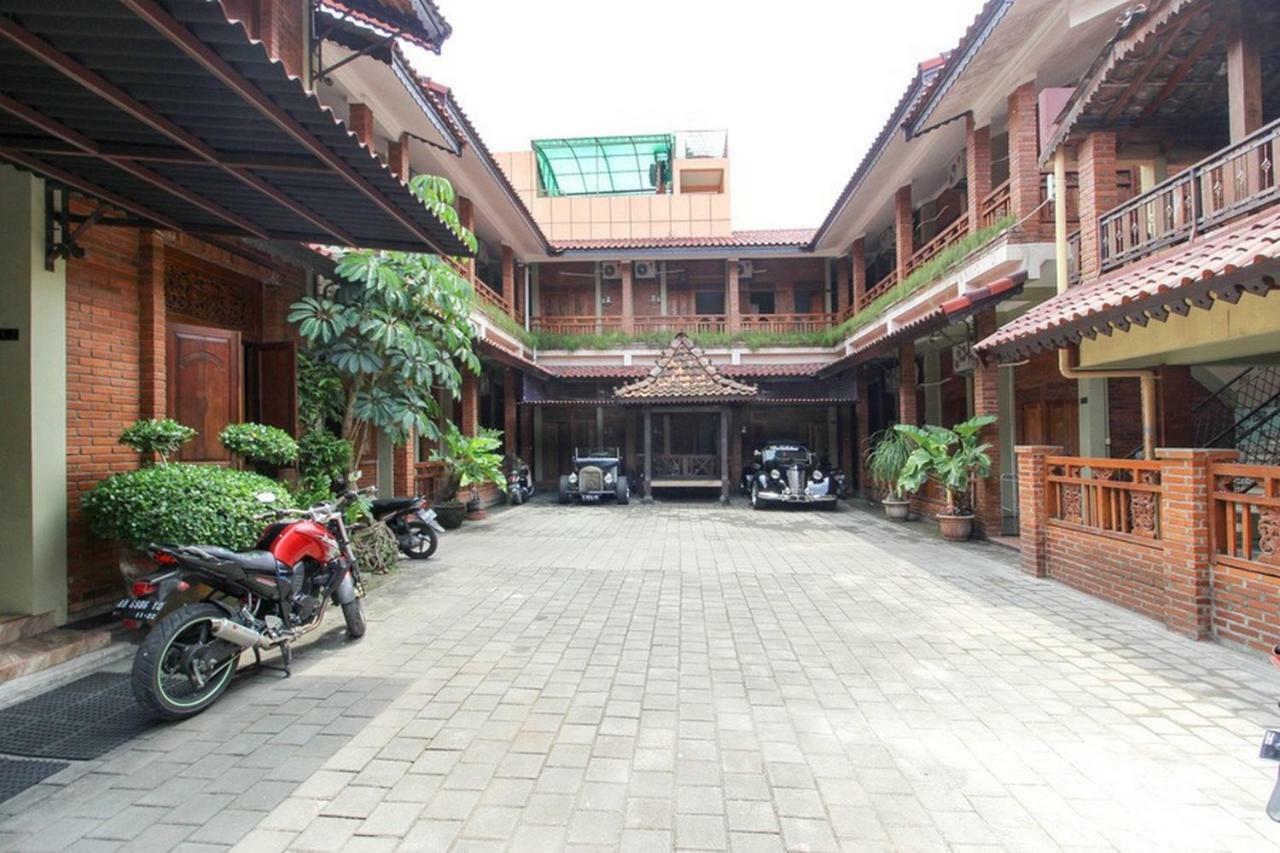 Reddoorz Near Amikom Yogyakarta 2 Maguwo Экстерьер фото